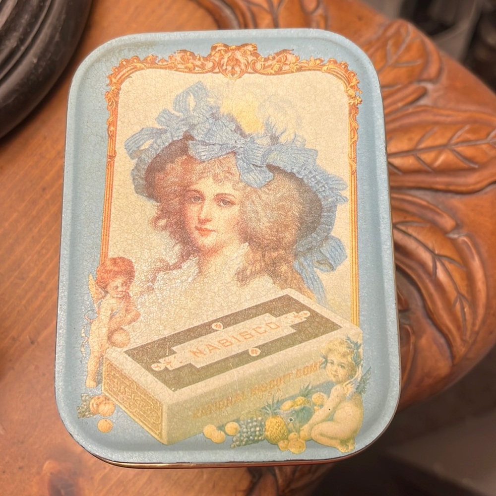 🌺Vintage Bristol Ware Nabisco tin
